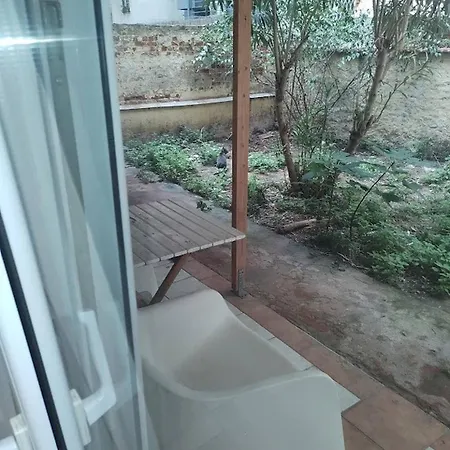 Center With Private Yard D11 * Thessaloniki